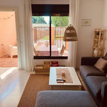 Amazing Corner Duplex Salinas 아파트