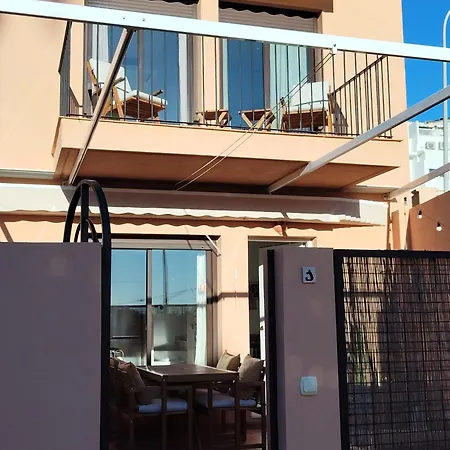 Amazing Corner Duplex Salinas 아파트 *