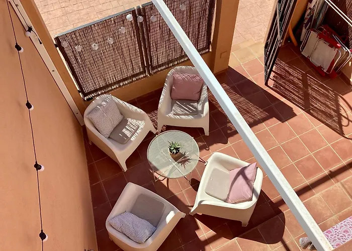 Amazing Corner Duplex Salinas Apartment *